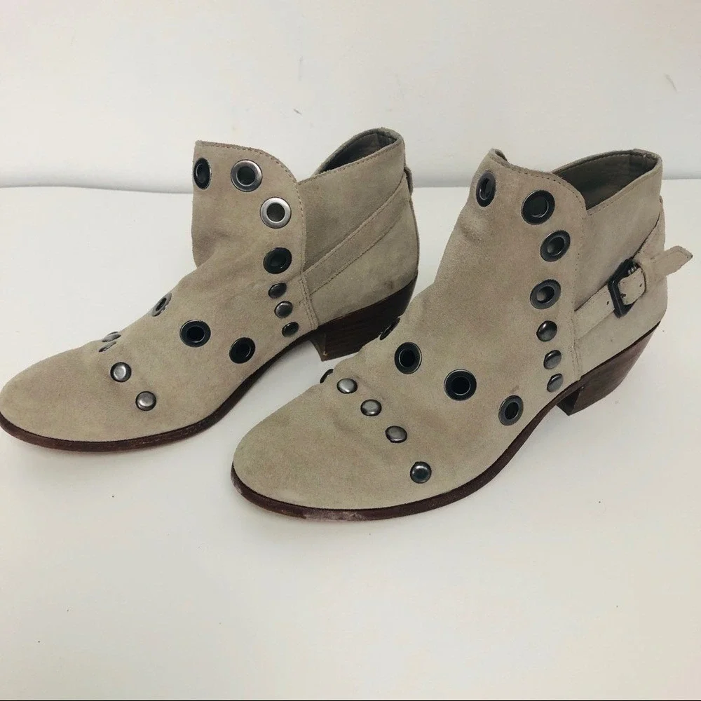 Sam Edelman cream color boots‎ size 6 1/2